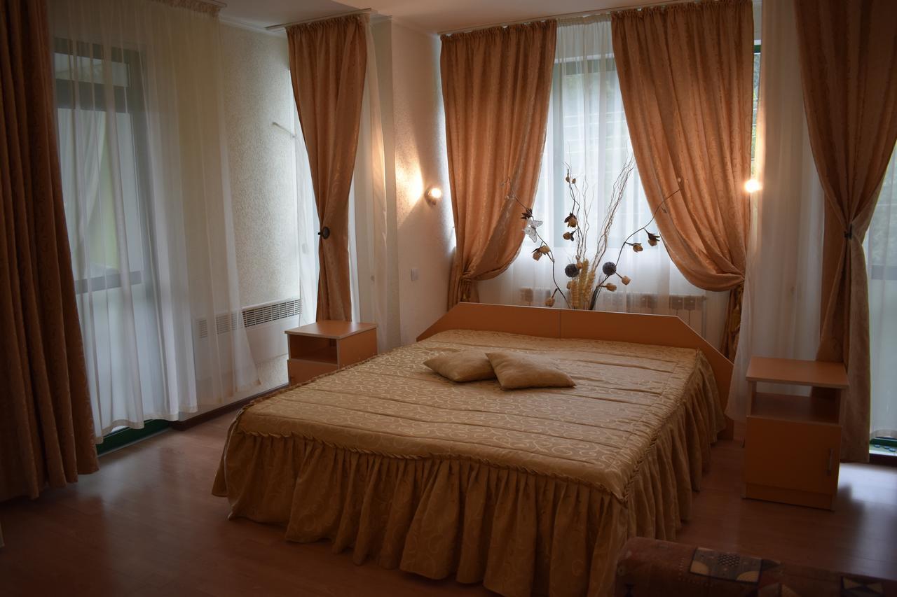 Guest Rooms Waterfall Смолян Экстерьер фото